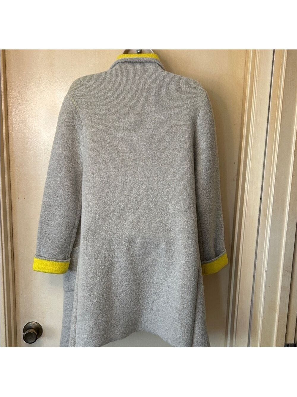 Jin Collection Gray and Yellow Women's Cardigan size S - Picture 7 of 11